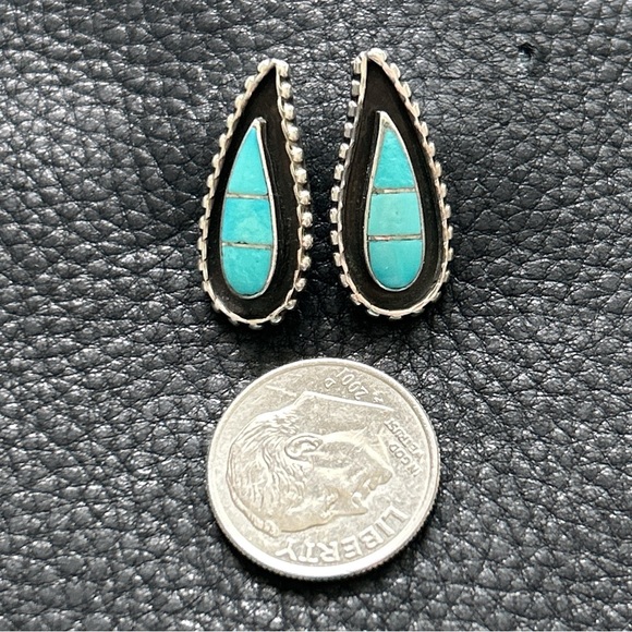 Vintage Southwestern Turquoise Inlay Sterling Silver Earrings - Picture 6 of 7